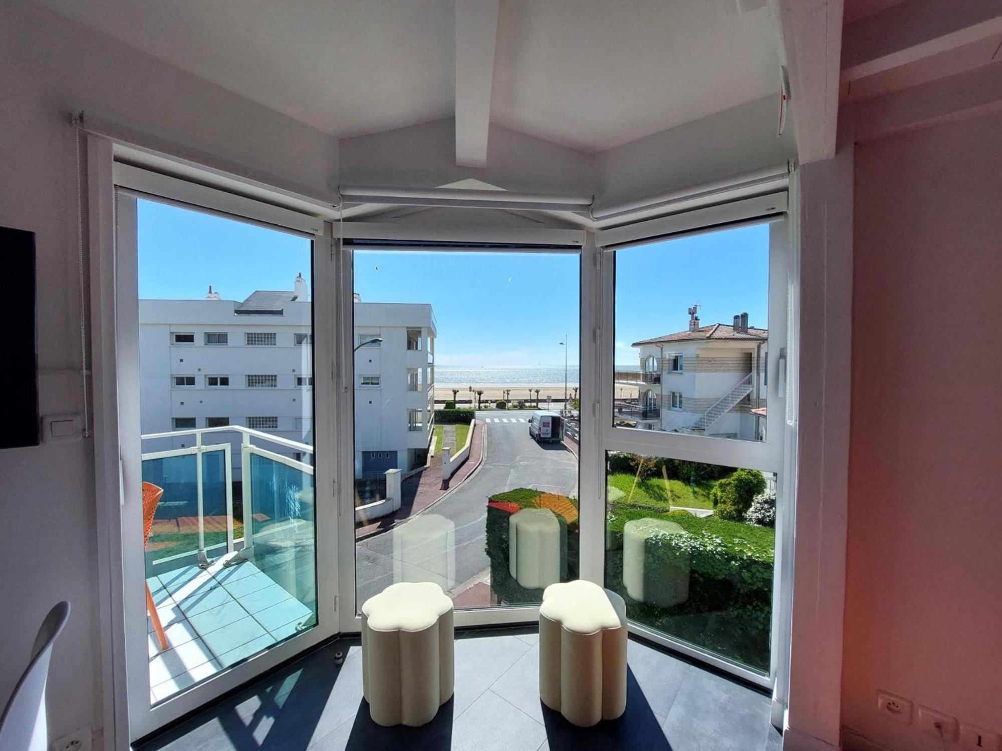 Charmant Appart Renove A 50M De La Plage Avec Balcon Et Parking - Fr-1-550-78 Royan Bagian luar foto